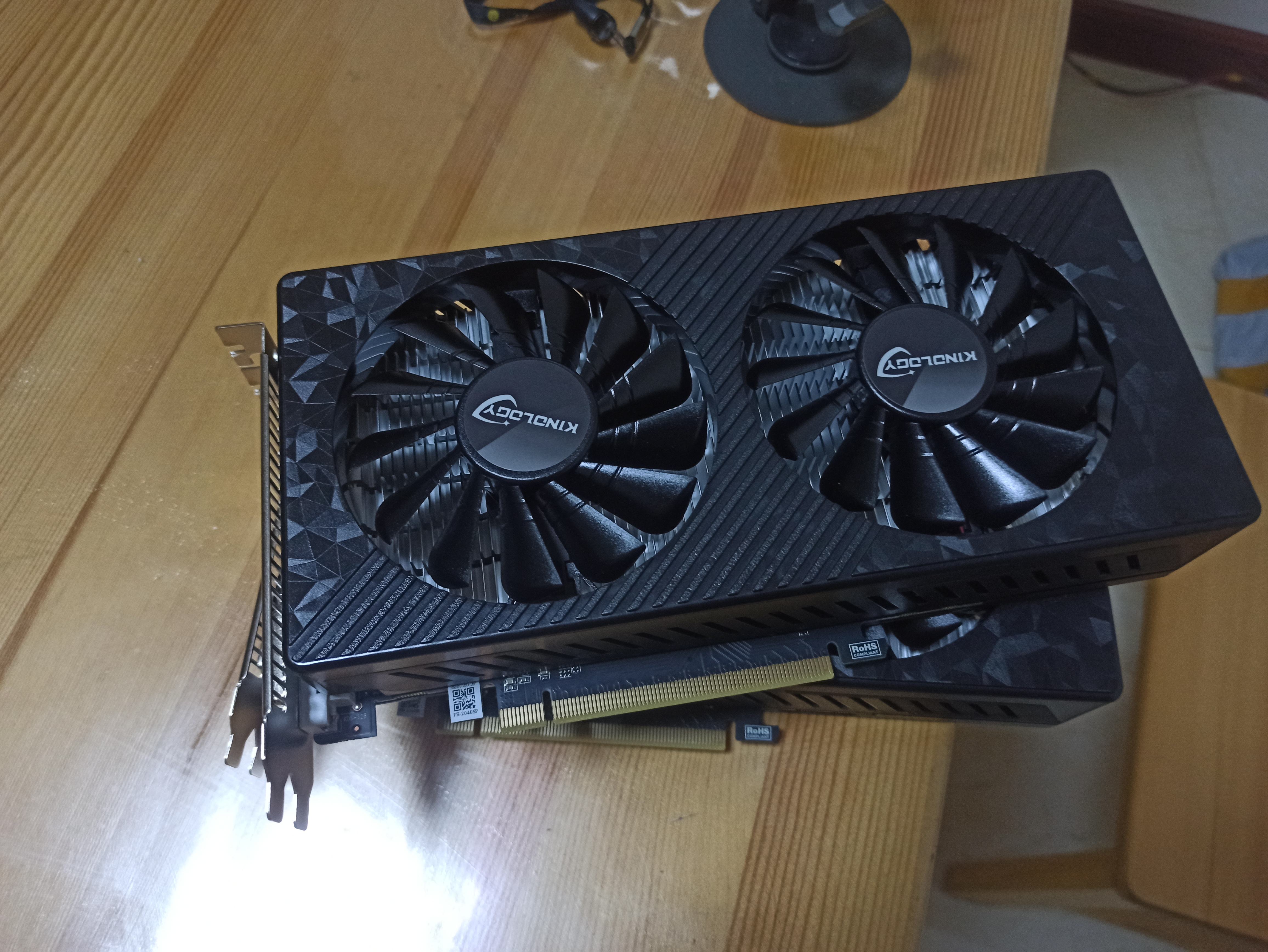 2g显存能玩绝地求生吗