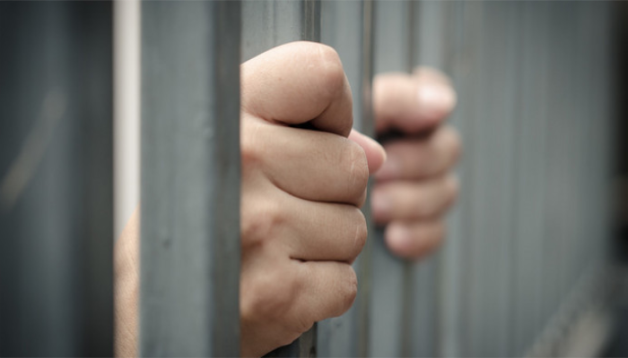 做梦梦到进监狱是怎么回事